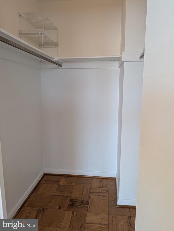 Building Photo - 6641 Wakefield Dr