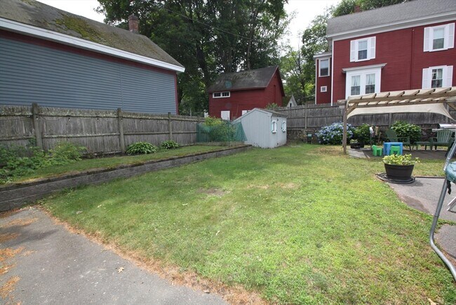 Building Photo - 165 Lynn Fells Pkwy