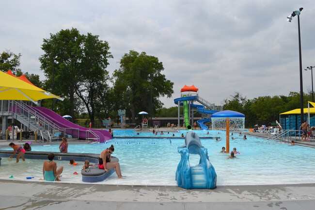 Building Photo - Court St Duplex