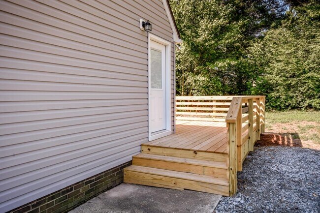 Building Photo - 4792 NC-73