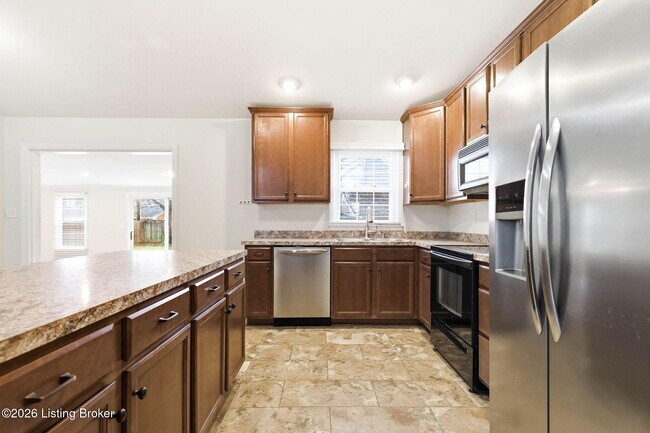 Building Photo - 2403 Silverbrook Ave