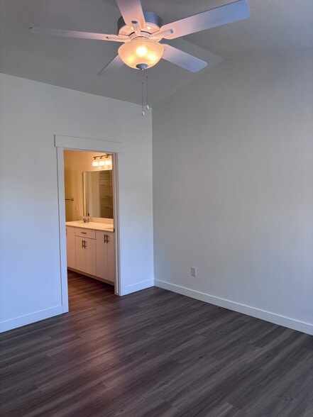 Building Photo - 1102 E 1270 S