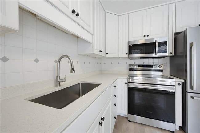 Building Photo - 4171 Elder Ln