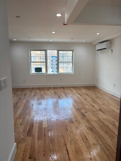 Building Photo - 148 B 26th St
