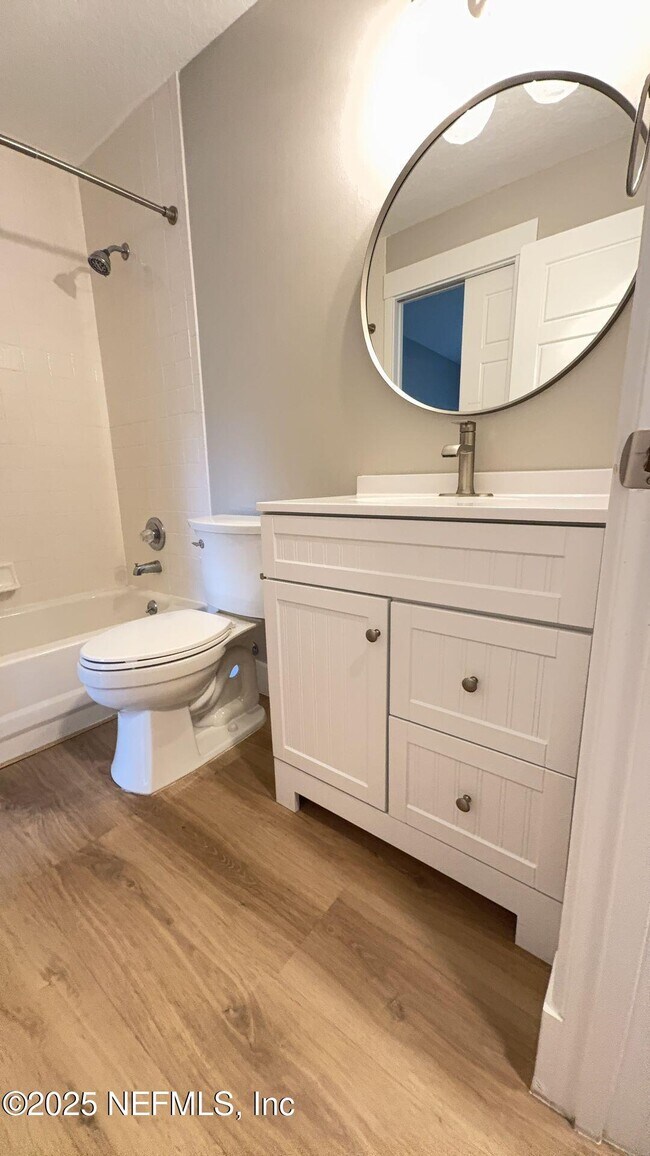 Building Photo - 48 Firethorn Ln