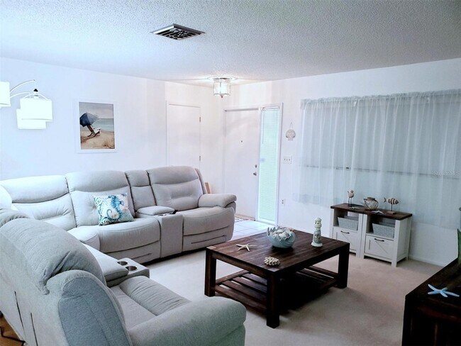 Building Photo - 2203 43rd St W