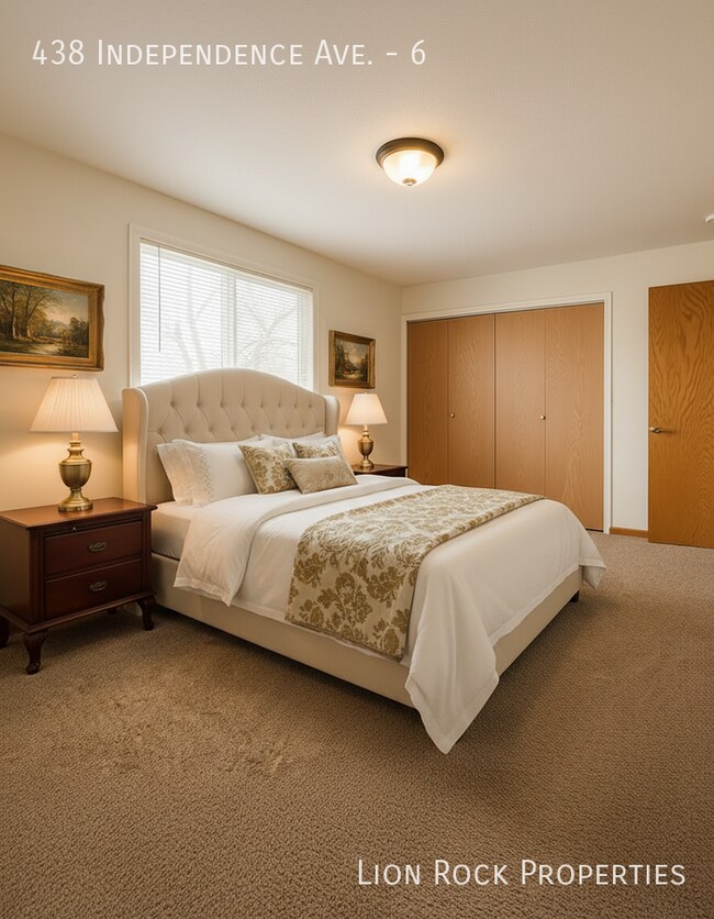 Building Photo - 438 Independence Ave N