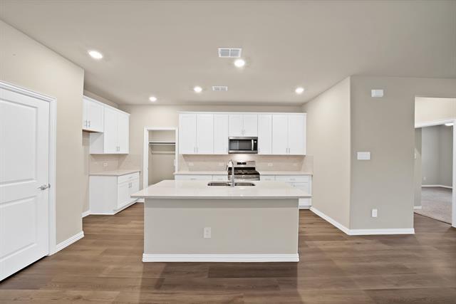 Building Photo - 505 Cottage Wood Dr