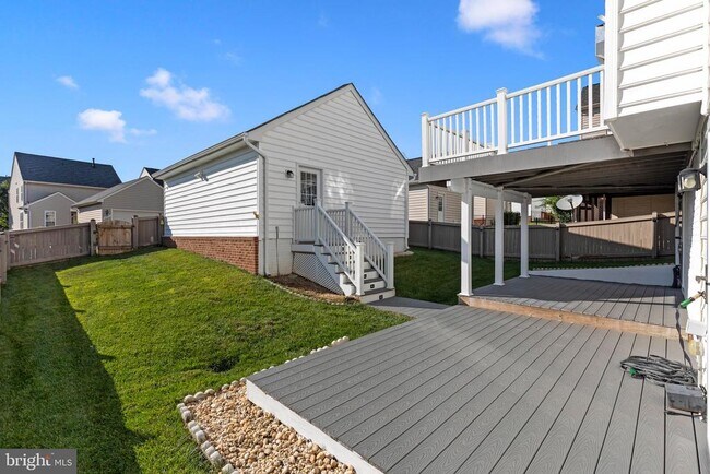 Building Photo - 2460 Five Fathom Cir
