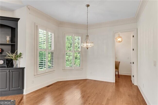 Building Photo - 5861 Yoshino Cherry Ln NE