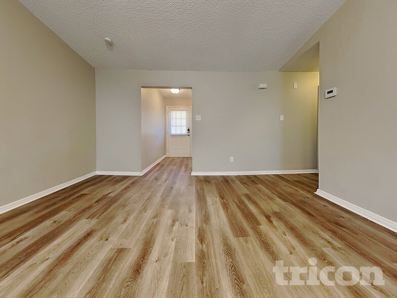 Building Photo - 5620 Oregon Trail Ct