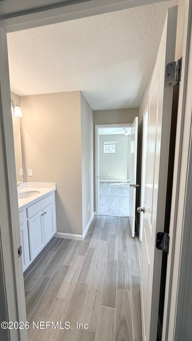 Building Photo - 12168 Blockhouse Crk Ct