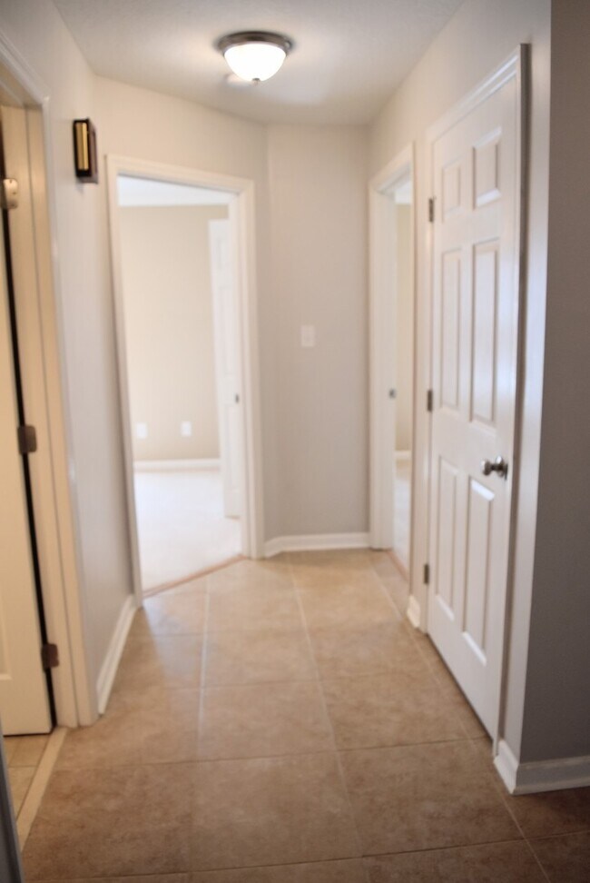 Building Photo - You've Found It! Split floor plan, fenced yard, extra storage
