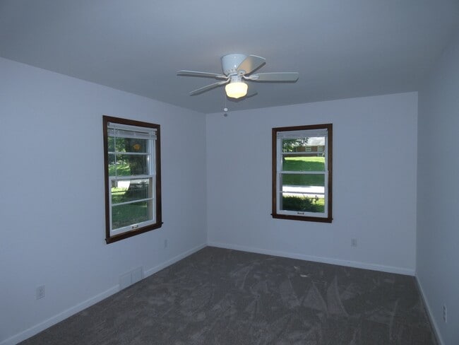 Building Photo - 8108 MO-9