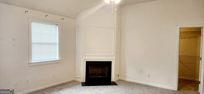 Building Photo - 201 Reeves Creek Way