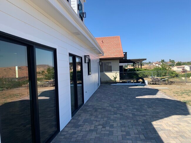 Building Photo - 14425 Hardtree Dr