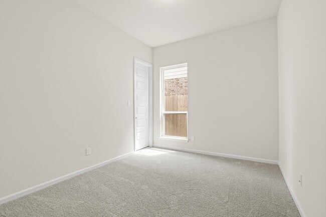 Building Photo - 142 Amaranth Wy