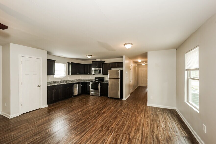Building Photo - 6372 Avery St SW