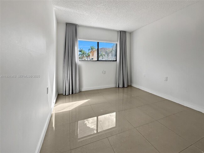 Building Photo - 7000 NW 179th St