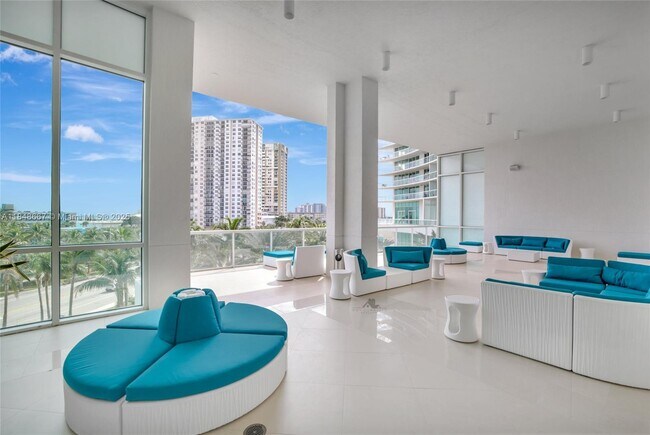 Building Photo - 1 N Ocean Blvd