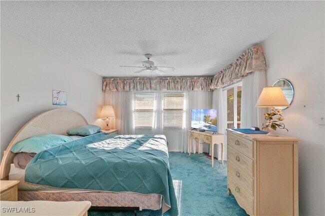 Building Photo - 5 High Point Cir W