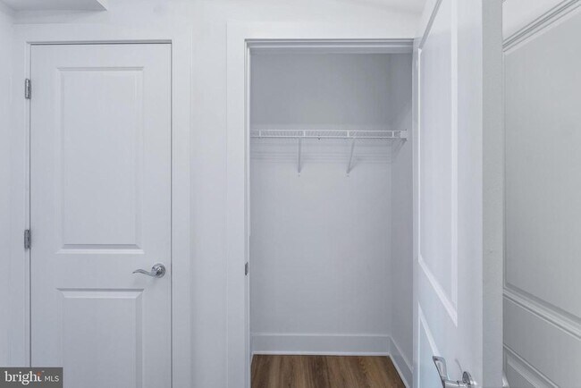 Building Photo - 701 N Henry St