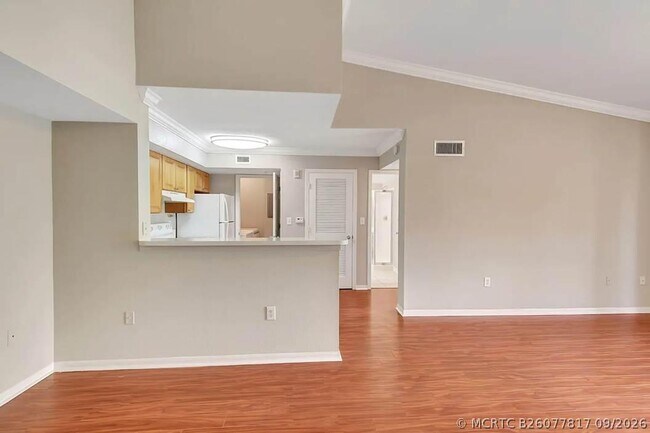 Building Photo - 15155 Michelangelo Blvd