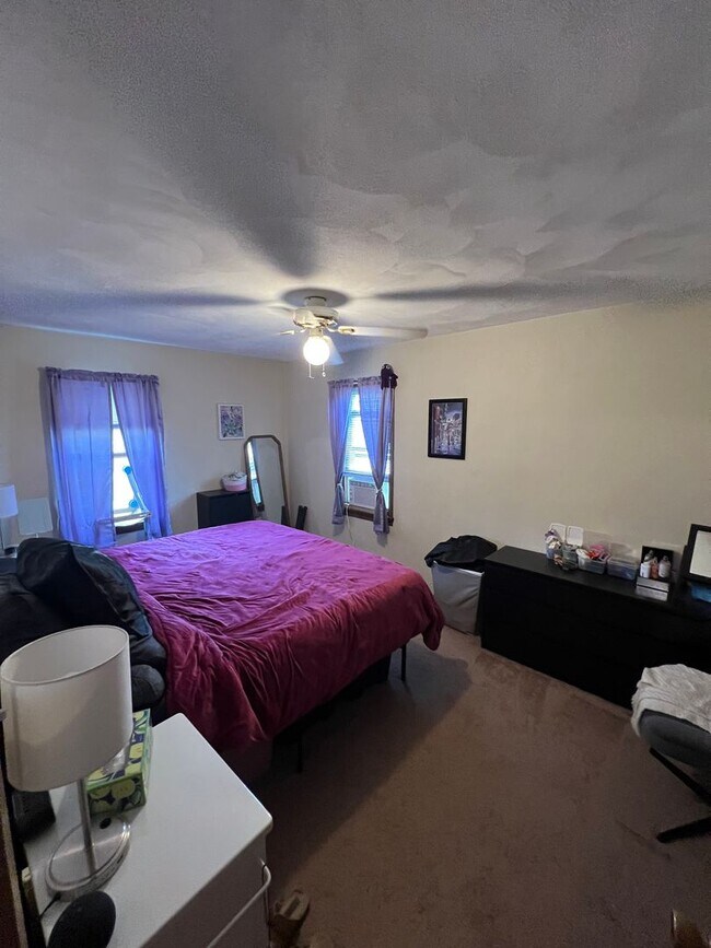 Building Photo - 38 Woodhill Ct