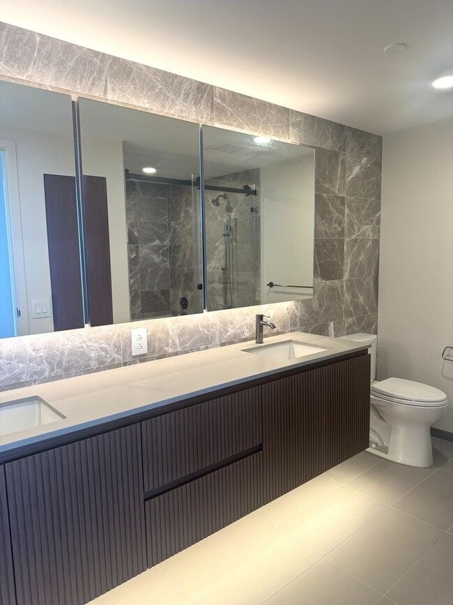 Building Photo - The Park Ward Village - High Floor One Bedroom, One Bath, Den with Ocean Views!