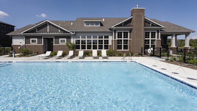 Building Photo - 450 Woodmoor Dr