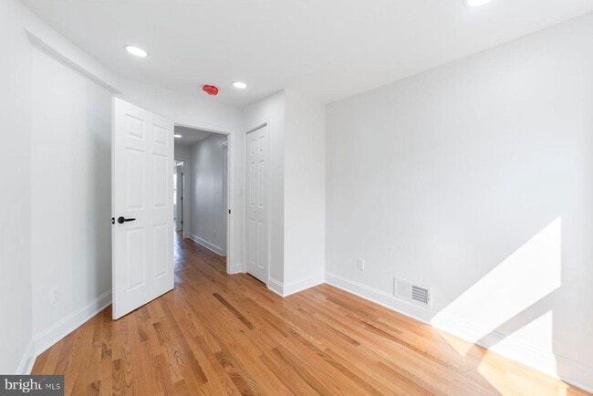 Building Photo - 1325 W St SE