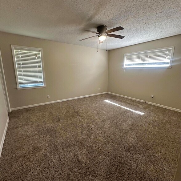 Building Photo - 5364 Santa Monica Cove