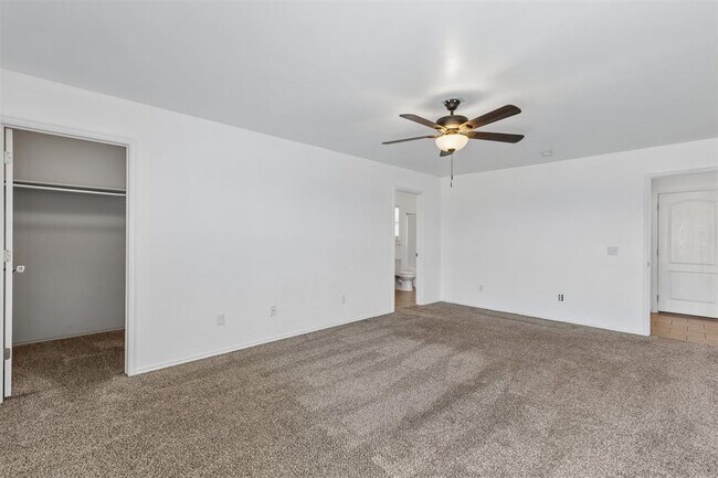 Building Photo - 11820 NW 130th St
