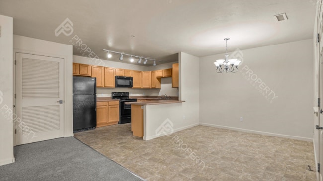 Building Photo - Two Bedroom Apartment in Rifle