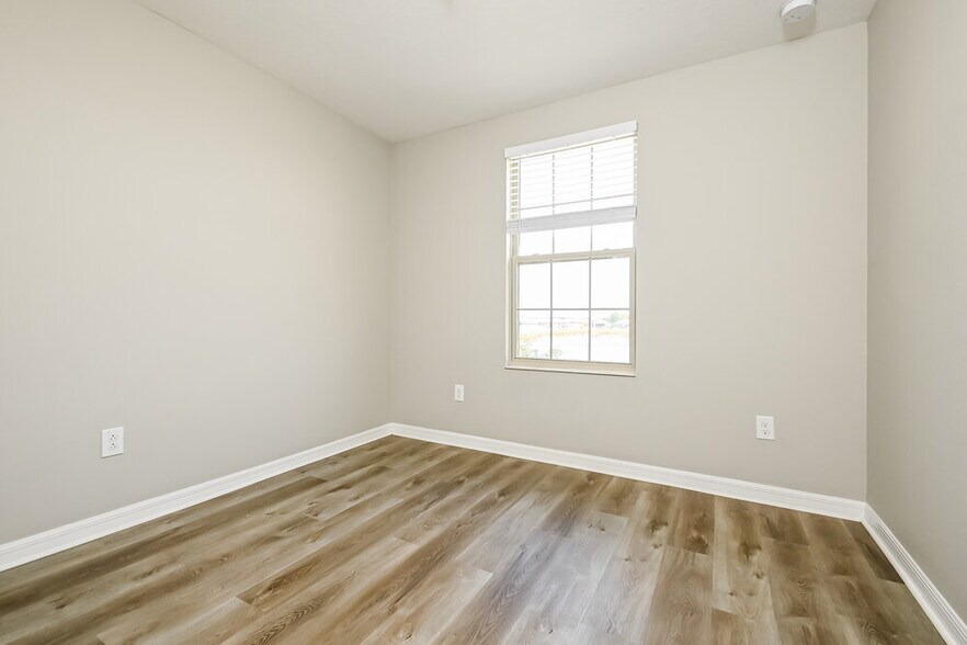 Building Photo - 7311 Ozello Trail Ave