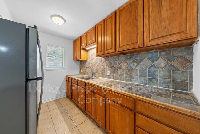 Building Photo - 4942 Driskill St