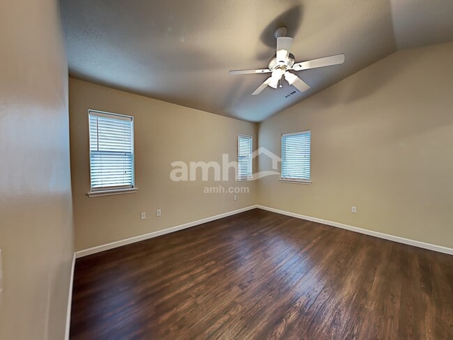 Building Photo - 39237 Newton St