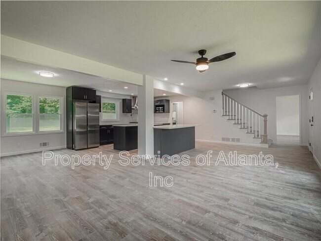 Building Photo - 4505 Myrtle Hill Rd NE