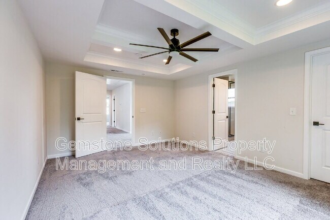 Building Photo - 101 Bellagio Villas Dr