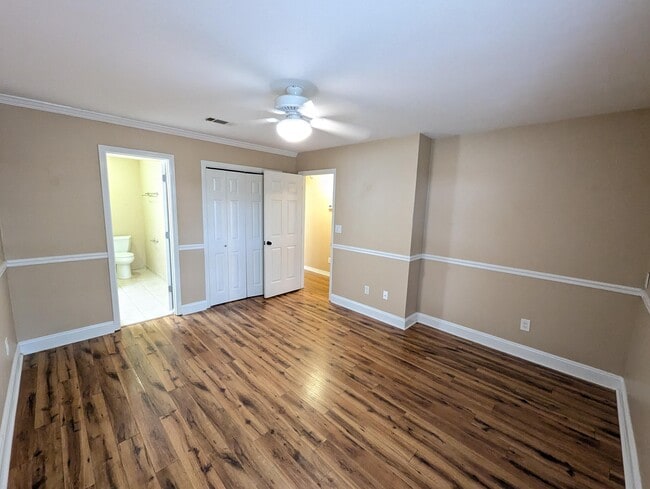 Building Photo - 2625 Weeping Willow Ln