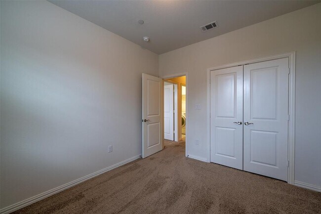 Building Photo - 7417 Chief Spotted Tail Dr