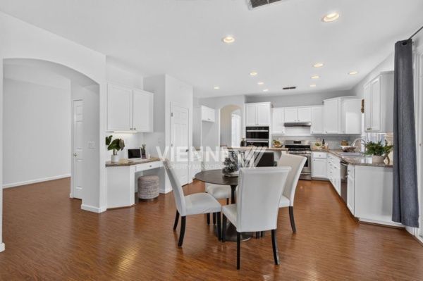 Building Photo - 3180 Mount Tamalpais Dr