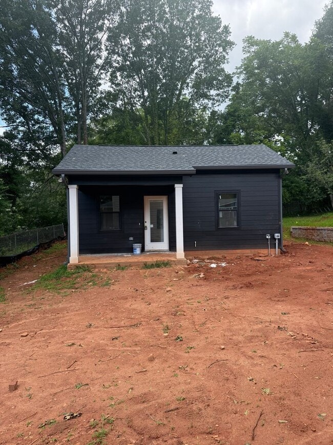 Building Photo - NEW CONSTRUCTION PRE-LEASING FOR AUGUST 2025