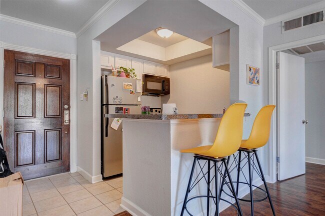 Building Photo - 4515 Briar Hollow Pl