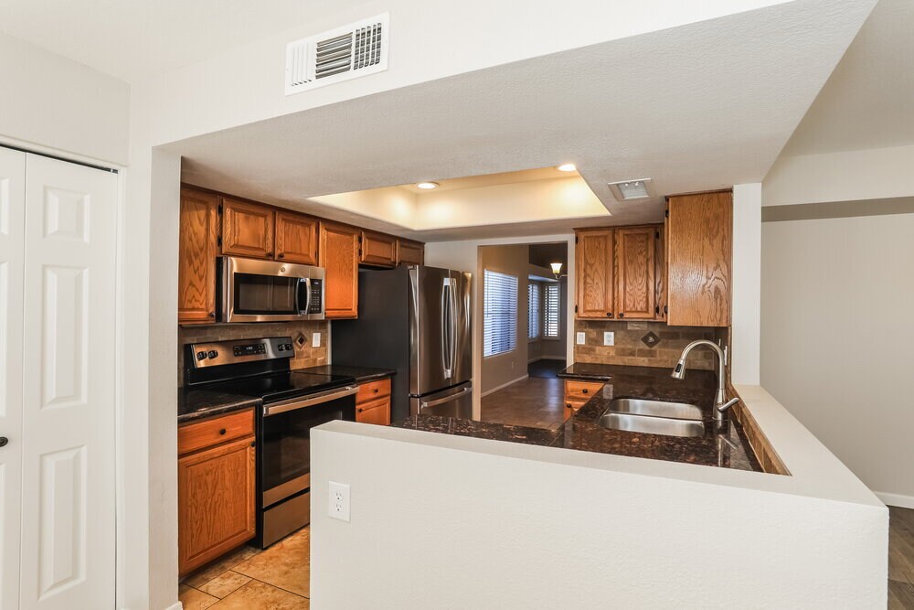 Building Photo - 7519 W Sequoia Dr