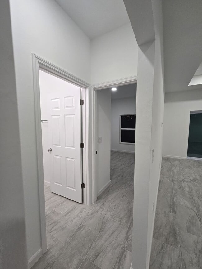 Building Photo - BRAND NEW 4/2/2-SOUTH LEHIGH ACRES