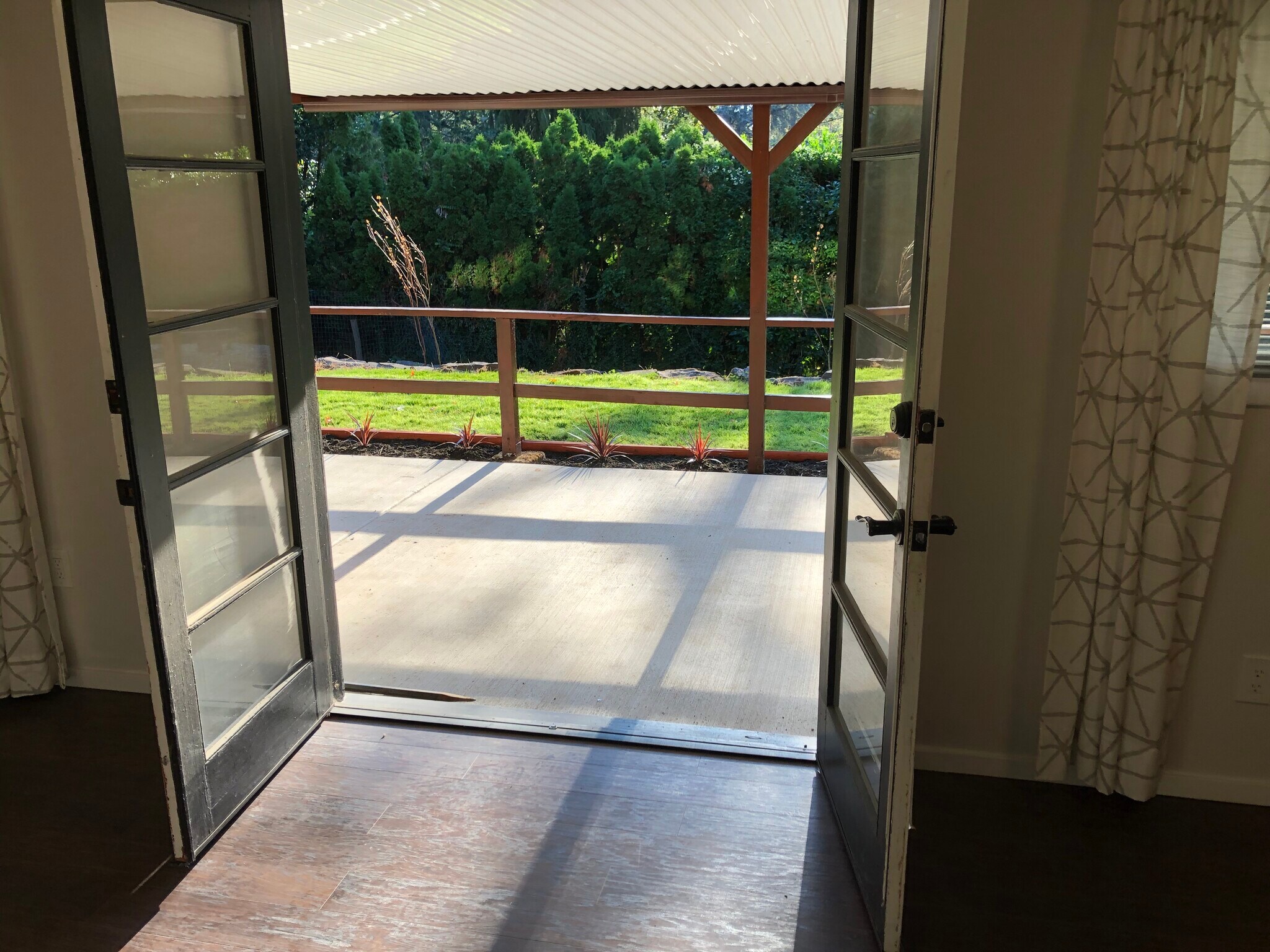 Building Photo - 9416 SW View Point Ter