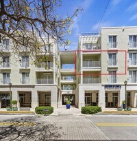 Building Photo - 1203 Town Center Dr