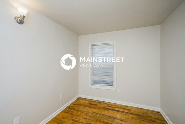 Building Photo - 3 Bedroom Pet-Friendly Home in Louisville,...