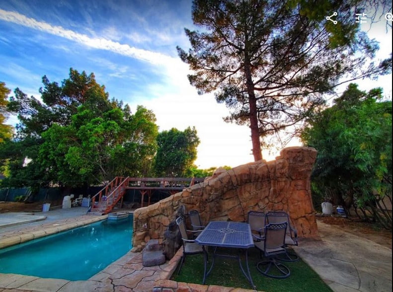 Building Photo - 12690 Woodward Dr